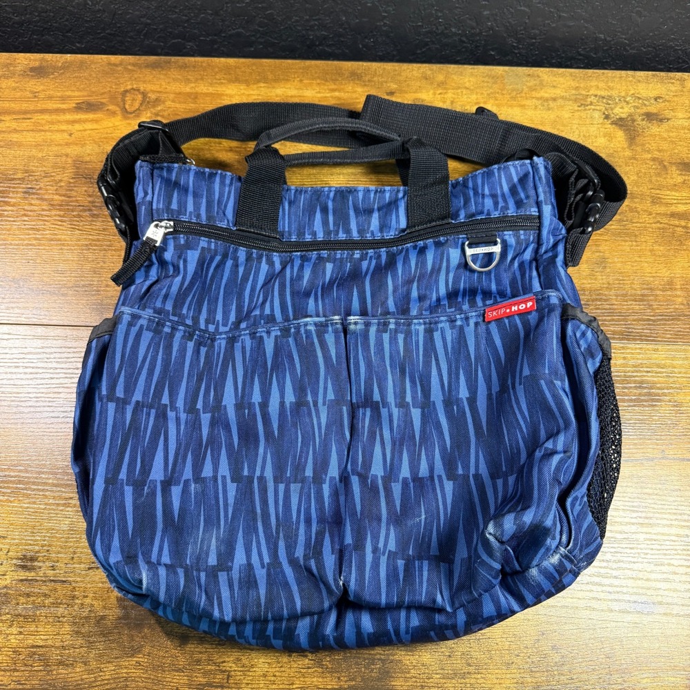 Skip Hop Duo Signature Blue Tonal Chevron Polyester Diaper Bag OS